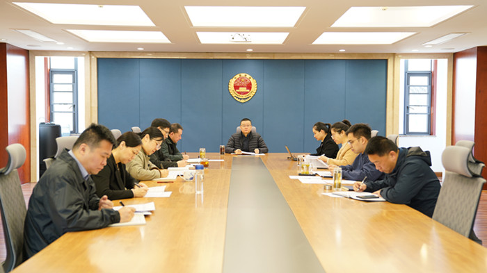 常州新北：召开党组（扩大）会议部署开展深入贯彻中央八项规定精神学习教育_副本.jpg