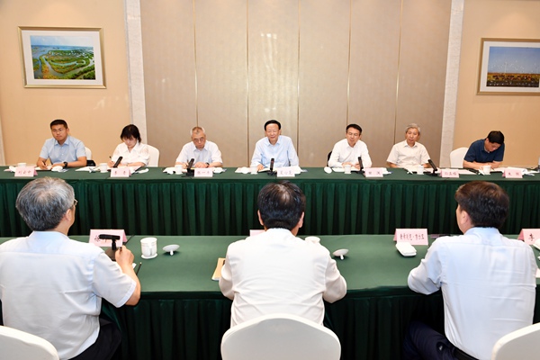 夏心旻赴盐城开展上半年预算执行等情况调研