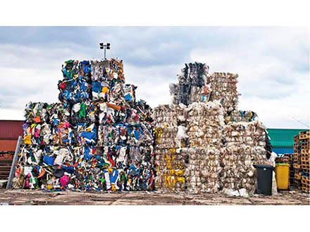 「排出されるプラスチックごみを減らすことが基本」「各国政府が集まって新しい対策の国際枠組みが必要」