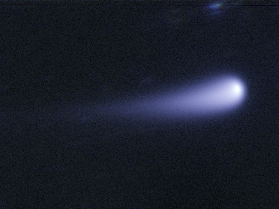 残念…観望が期待された紫金山・アトラス彗星、「崩壊中」と米研究者